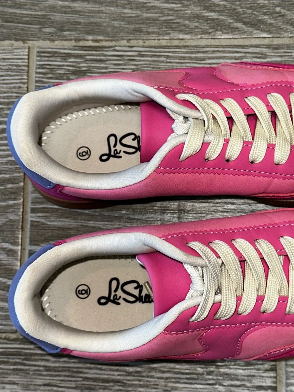 La Sheelah Mody Wavy Low Top Women’s 6 Sneakers Lace-Up Two Tone Pink Streetwear